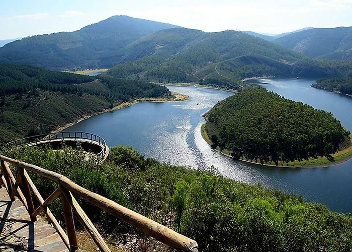 Castillo Alto * لا ألبيركا